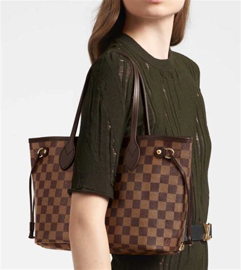 prezzo borse louis vuitton neil